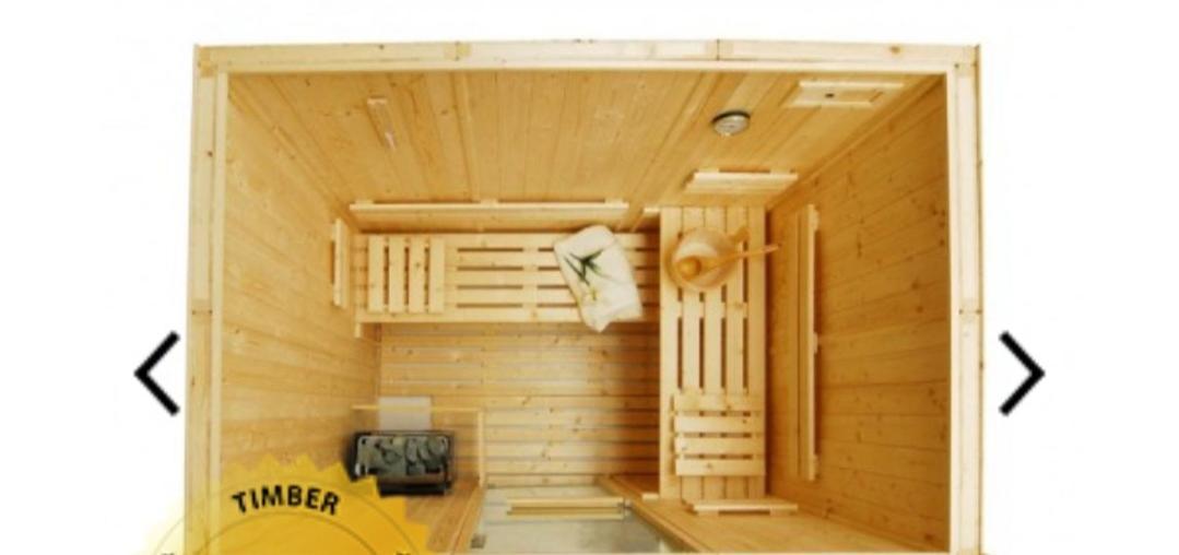 Apartment With Private Hot Tub, Sauna, Ice Bath, Gym Rainham  Kültér fotó